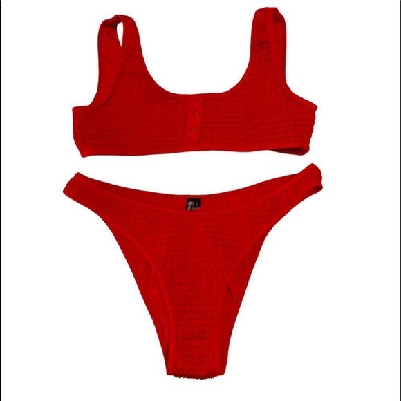 Kendall & Kylie Henely Red Rouched 2 Piece Swimwear Set  Size Large - Picture 3 of 9